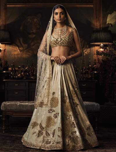 bollywood inspired bridal lehenga,designer bridal lehenga,fashion tips in gujarati,bridal lehenga,latest bridal lehenga