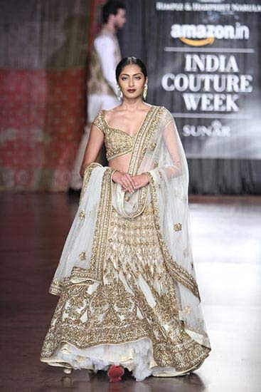 bollywood inspired bridal lehenga,designer bridal lehenga,fashion tips in gujarati,bridal lehenga,latest bridal lehenga
