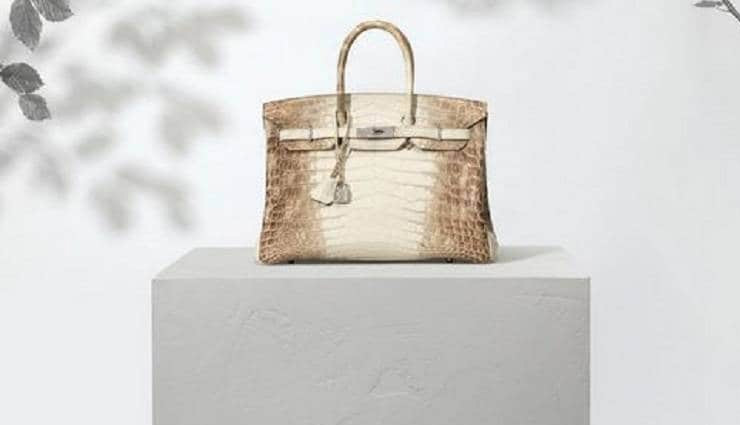 hermes birkin,handbag,expensive,auction,sell,weird story ,हैंडबैग,हर्मीस बिर्किन,दुनिया के सबसे महंगे हैंडबैग्स