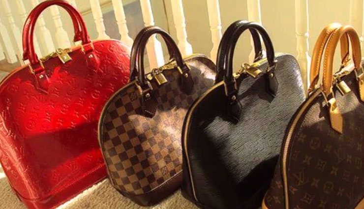 ફેશનને ધ્યાનમાં રાખીને પસંદ કરોતમારી બેગ 