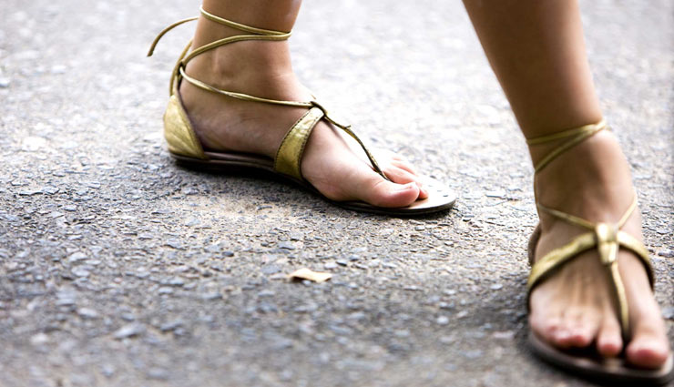 footwear problem,footwear problem women face,fashion tips