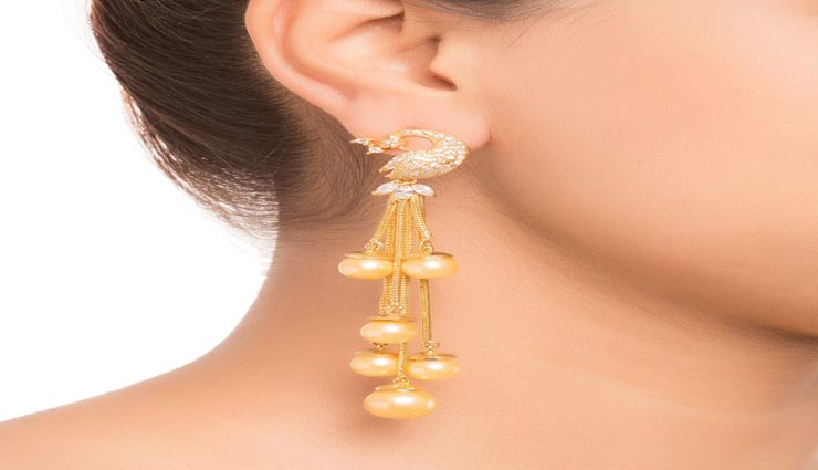 fashion tips,fashion tips in hindi,trendy earrings,jewelry collection,types of earrings ,फैशन टिप्स, फैशन टिप्स हिंदी में, ट्रेंडी ईयररिंग्स, ईयररिंग्स के प्रकार, जूलरी कलेक्शन 