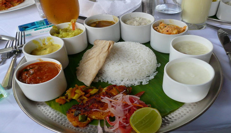 thali food enjoy,punjabi thali,rajasthani thali,gujrati thali,kerala thali,north indian thali ,आनन्द ले थाली के भोजन का, पंजाबी थाली, राजस्थानी थाली, गुजराती थाली, केरला थाली, नार्थ इंडियन थाली