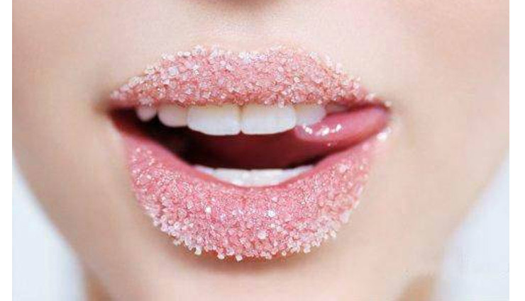 beauty tips to make your lips pink,beauty tips in gujrati ,ગુલાબી અને મુલાયમ હોઠો માટે દૂધ અને કેસર ઉપયોગી છે