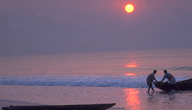 thailand,places to be visited,kerala,dubai,5 places to visit this summer,best places for summers,amazing places for summers,kovalam beach,puri,odisha,sri lanka