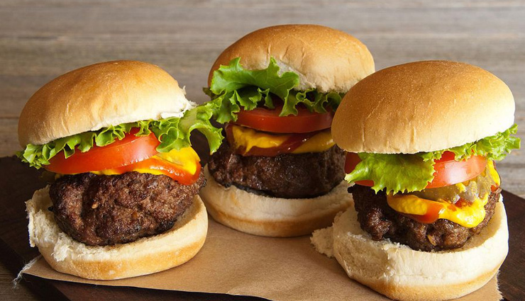 healthy snacks for kids,summer recipe,easy to make snacks , मिक्स वेज सैंडविच , सोया टिक्की , पनीर रोटी रोल्स , मिनी बर्गर, फ्रूट कबाब स्टिक, मिनी वेजिटेबल इडली , बनाना चिप्स, न्यूट्रीपोहा