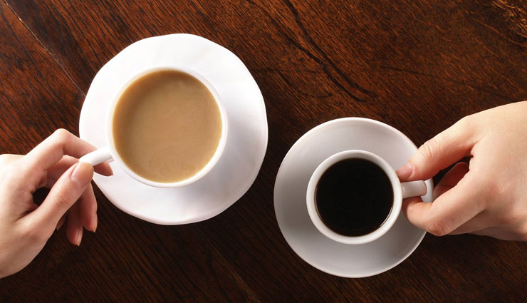 food making bones weak,Health tips,Chocolate,Alcohol,tea,coffee,smoking ,ब्रेड और अन्य बेकरी फूड्स, ज्यादा नमक खाना, चीनी भी है नुकसानदायक, धूम्रपान, चाय, कॉफी और कैफीन वाले आहार, चॉकलेट, सॉफ्ट ड्रिंक्स, अल्कोहल, हेल्थ टिप्स, हड्डियों की कमजोरी 