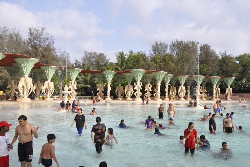 mumbai,mumbai water parks,weekend,holidays ,वाटर पार्क्स,मुंबई