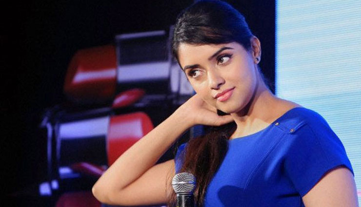 south indian actors who made an impact in bollywood,south indian actors,bollywood actors,genelia dsouza,ileana dcruze,taapsee pannu,kamal hassan,r madhvan,kajal,asin,dhanush