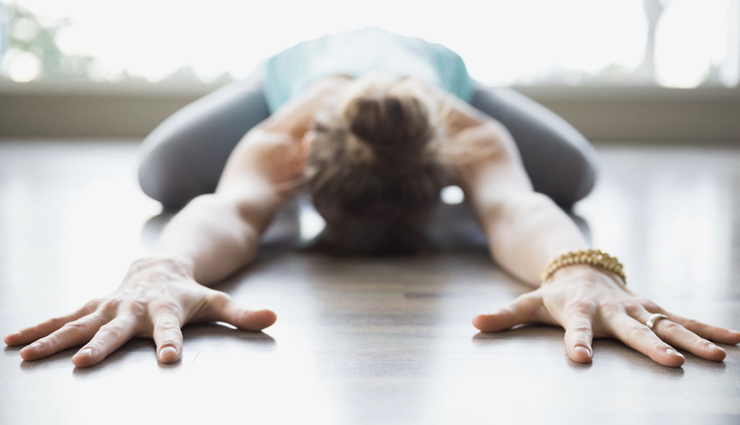 balasana,child pose,serenity,benefits of balasana,yoga relaxation pose,grounding posture,deep relaxation technique,mind-body relaxation,balasana benefits,serenity through child pose