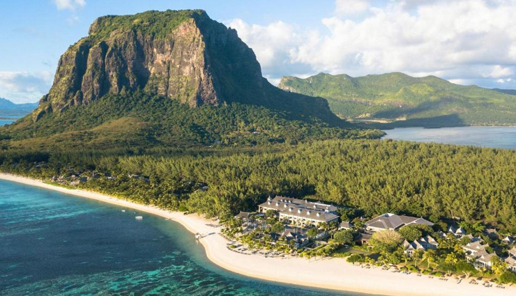 top tourist attractions in mauritius,must-see places in mauritius,best places to visit in mauritius,mauritius sightseeing,things to do in mauritius,best tourist attractions in mauritius,historical sites to visit in mauritius,mauritius travel guide: top attractions,hidden gems in mauritius tourism,cultural and historical tours in mauritius