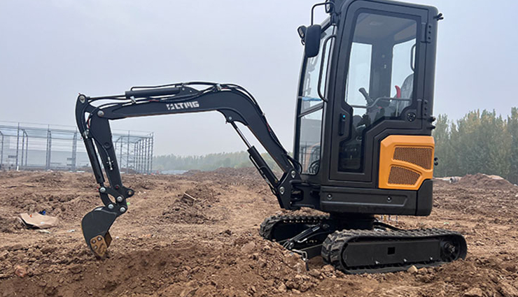 1.5-ton excavator,construction machinery,excavator efficiency,cost-effective operation,manoeuvrability in construction,environmental impact reduction,excavator versatility,construction equipment innovation,compact excavator benefits,construction productivity enhancement,sustainable construction machinery,excavator attachment compatibility,excavator fuel efficiency,excavator performance,construction site safety