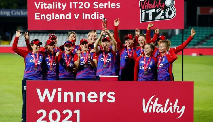 भारतीय महिला टीम ने T20 सीरीज भी गंवाई, तीसरे मुकाबले में इंग्लैंड ने 8 विकेट से किया पराजित
