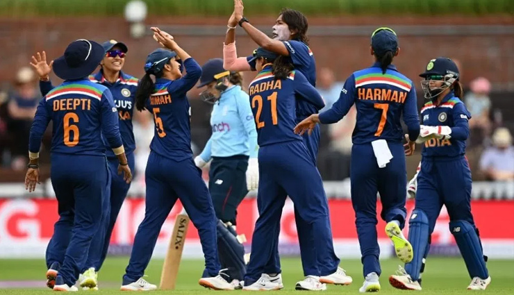 भारत ने रोमांचक जीत के साथ किया सीरीज का समापन, इंग्लैंड को तीसरे वनडे में 4 विकेट से हराया
