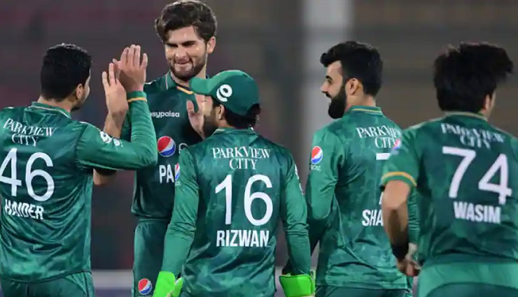 पाकिस्तान ने T20 सीरीज में बनाई अजेय बढ़त, महिला वनडे विश्व कप में भारत की पहली टक्कर पाकिस्तान से
