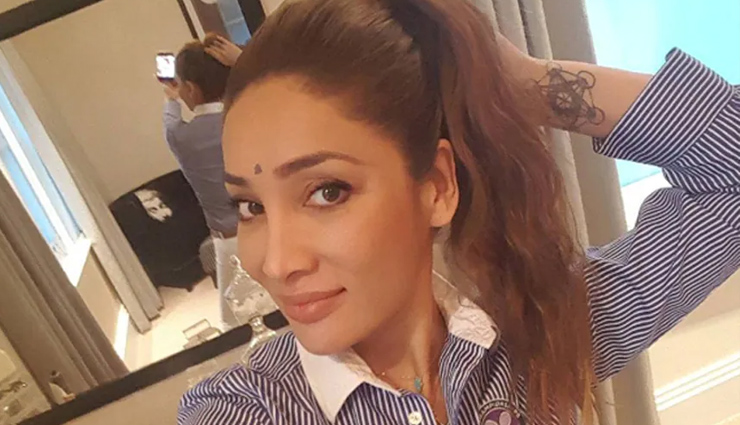 सेक्शुअल रिलेशन के आरोप पर भड़कीं सोफिया, कहा-अभिनव शुक्ला को जानती तक नहीं…
