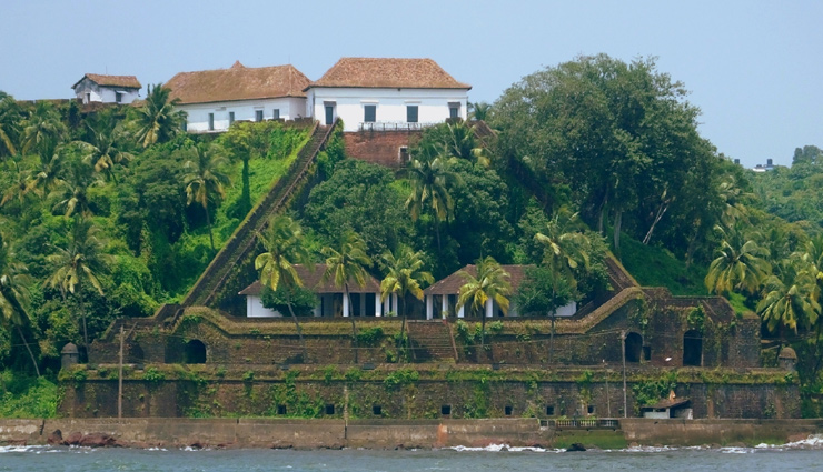 tour to goa,places to visit in goa,heritage places in goa,goa