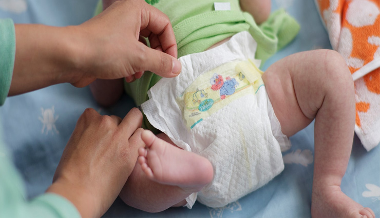 बच्चे सदा हंसते-खिलखिलाते रहें...तो डायपर को लेकर बरतें ये सावधानियाँ, रेशेज से होगा बचाव
baby dyper rashes hygiene,baby dyper,rashes hygiene,new born baby,bacterial infection,health news in hindi