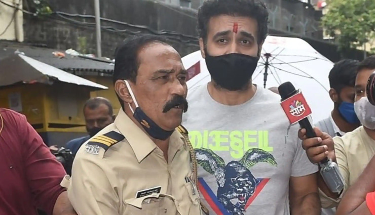 राज कुंद्रा ने 2 महीने बाद जेल से बाहर रखे कदम, पत्नी शिल्पा और बेटे वियान ने ऐसे जताई भावनाएं
