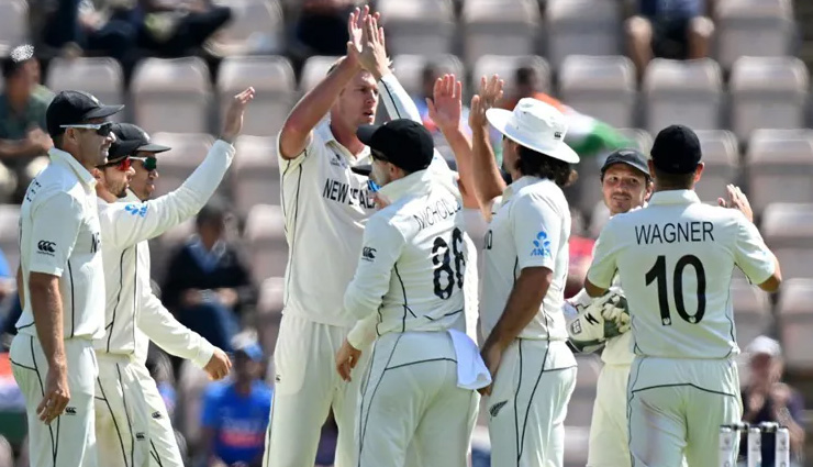 WTC Final : भारतीय बल्लेबाजों ने टेके घुटने, न्यूजीलैंड को मिला 139 रन का आसान लक्ष्य
