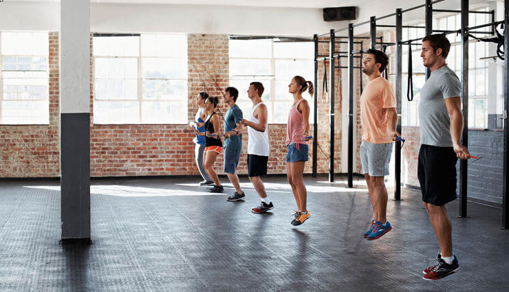 फिटनेस के लिए जिम नहीं जाना चाहते...तो एरोबिक एक्सरसाइज अपनाएं, यहां जानें इसके प्रकार aerobic exercise,aerobic exercise types,heart,oxygen,fitness,dance,zumba,boxing,jumping jack,walking,skipping,health article in hindi