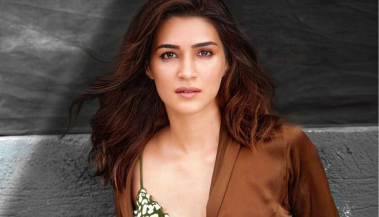 kriti sanon,aishwarya rai,kriti knee,abhishek bachchan,aaradhya,bollywood news in hindi