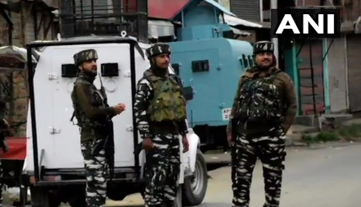 जम्मू-कश्मीर: पुलवामा में सुरक्षाबलों और आतंकियों के बीच मुठभेड़, लश्कर कमांडर अबु हुरैरा समेत 3 आतंकी ढेर 