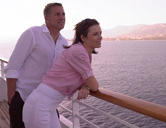 holidays,marry a traveler