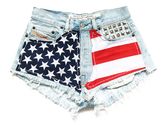 fashion trends,fashion,shorts,Bleached Shorts,American Flag Shorts,Trimmed Denim Shorts,Distressed Denim Shorts