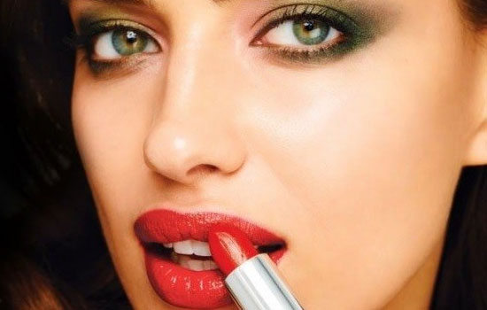 beauty tips,beauty,lips,shaping your lips,makeup tips,thin lips,button lips,heavy lips,small lips,flat lips