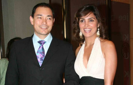 bollywood,Bollywood stars,heart wrenching love stories,love stories of bollywood,John Abraham Bipasha Basu,Shahid Kapoor Kareena Kapoor,Karisma Kapoor Abhishek Bachchan,Madhuri Dixit Sanjay Dutt,Akshay Kumar Shilpa Shetty,Salman Khan Aishwarya Rai,Lara Dutta Kelly Dorjee,Amitabh Bachchan Rekha