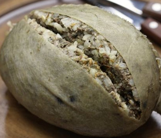 holidays,creepiest food,Fugu,Fried Spider,Balut,Haggis,CasuMarzu