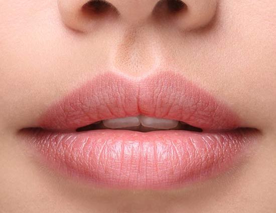 कुछ इस तरह करें मेकअप beauty tips,beauty,makeup tips,sunscreen in makeup,cleanser in makeup,foundation in makeup,eyes makeup,lips makeup