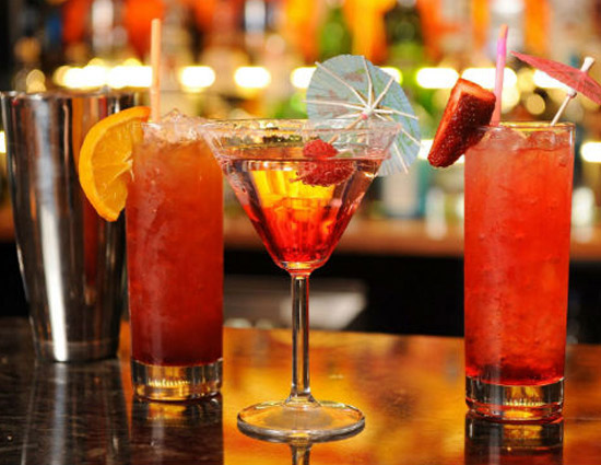 amazing drinks,amazing drinks for summer weddings,mocktails,pani puri shots,paan ice cream,falooda,entryway sweets