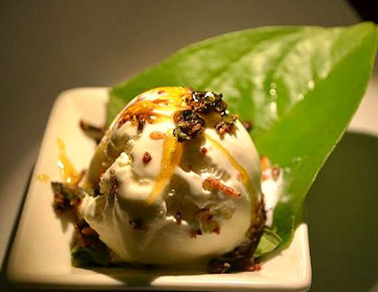 amazing drinks,amazing drinks for summer weddings,mocktails,pani puri shots,paan ice cream,falooda,entryway sweets