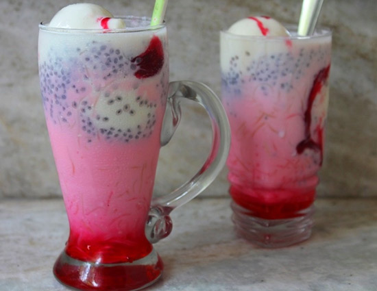 amazing drinks,amazing drinks for summer weddings,mocktails,pani puri shots,paan ice cream,falooda,entryway sweets
