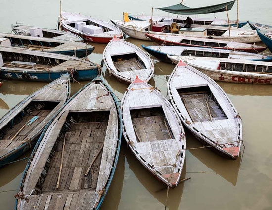 holiday,best places in india,varanasi,zanskar valley,thar desert,sindhudurg,nubra valley,udaipur,athirappilly fall,andaman and nicobar islands,chettinad,chittorgarh fort