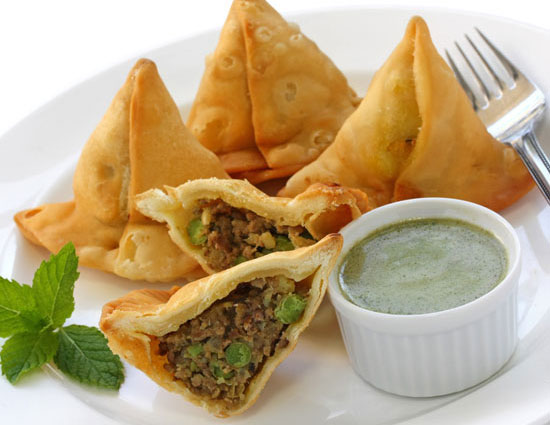 Recipe : Start Your Sunday with Yummmy Breakfast, Pyaz Ke Samose