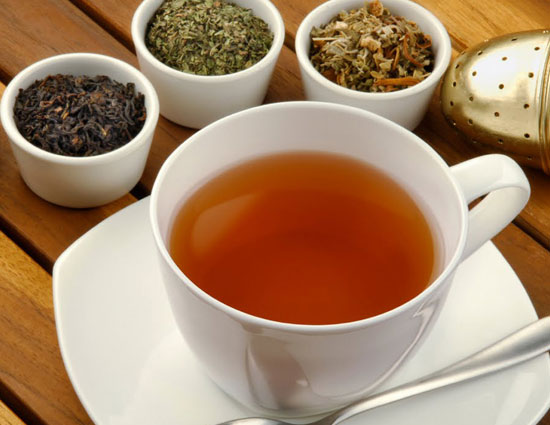 healthy living,5 ways to fight sore throat,sore throat,tips to fight cough,tea,cough syrup,gaggles