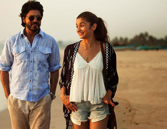 shah ruk khan,srk narrates a beautiful story to alia,but couldnt make it to be a movie scene,dear zindagi,alia bhatt,deleted scene