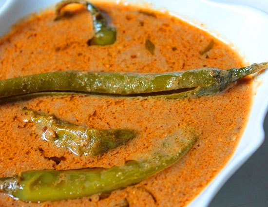 Hyderabadi Mirchi Ka Salan Recipe