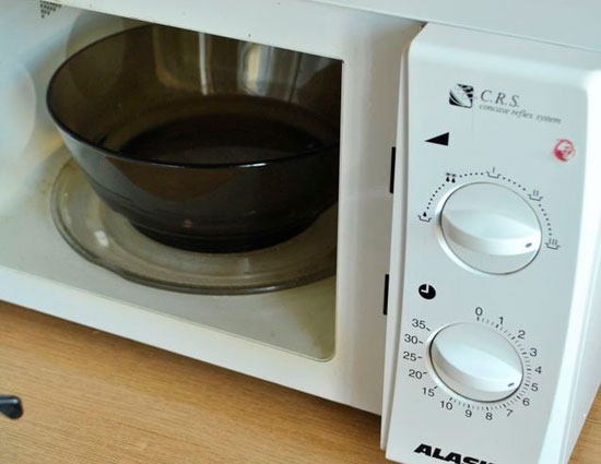 household,4 ways to use a lemon in kitchen,ways to use lemon,lemon as cleanser,how to use lemon to keep household things clean