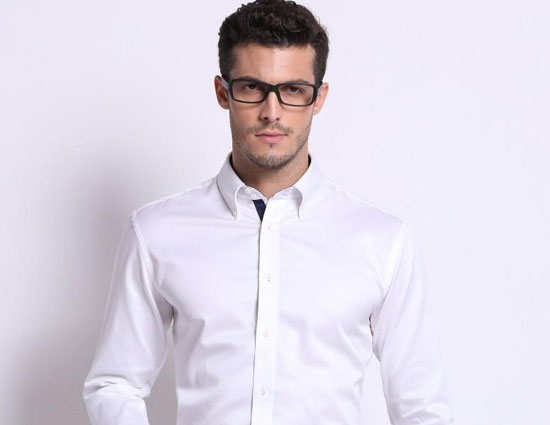 men fashion,4 events when white is the best suited color for men,whit shirt for men,occasions to wear white shirt,office,interview in white shirt,white shirt for date night,white shirt for wedding
