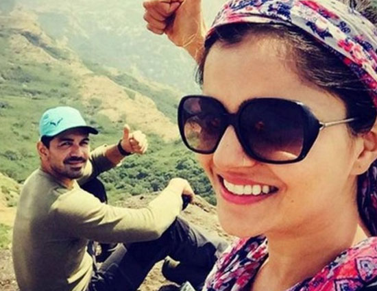 tv celebrities,live in relationship of tv celebrities,heena khan,rocky jaiswal,abhinav shukla,rubina dilaik,pooja guar,raj singh arora,sushant singh,ankita lokhandwe,gurmeet choudhary,debina bannerje,asha negi,ritwik dhanjani