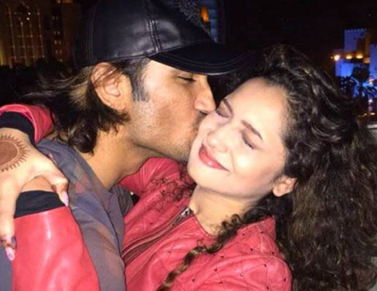 tv celebrities,live in relationship of tv celebrities,heena khan,rocky jaiswal,abhinav shukla,rubina dilaik,pooja guar,raj singh arora,sushant singh,ankita lokhandwe,gurmeet choudhary,debina bannerje,asha negi,ritwik dhanjani