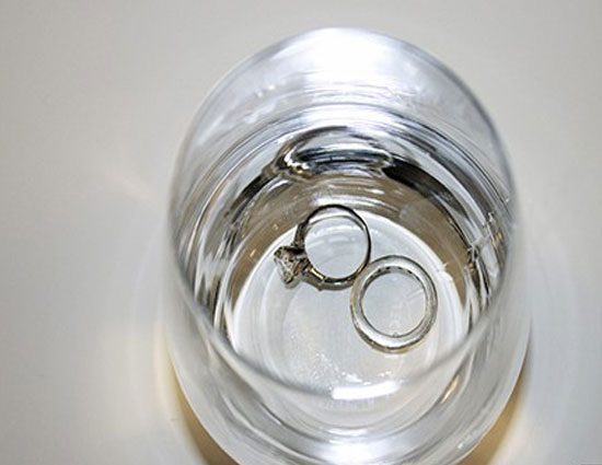 household,8 tips to clean jewellery,ways to clean jewellery,easy tips to clean jewellery,tips to clean jewellery at house