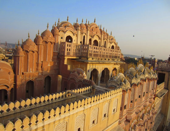Hawa Mahal,jaipur,india,hawamahal loosing its importance,places to be visited,ancient places,forts