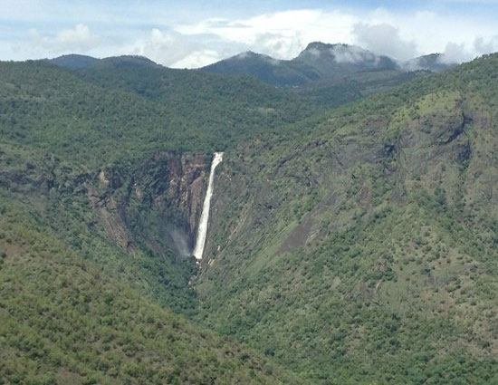 देखिये कहा है भारत के 5 सबसे ऊंचे झरने india tourism,tourism,waterfalls,tamil nadu,goa,meghalaya,karnataka,cherapunji,top 5 highest waterfalls of india,highest waterfalls