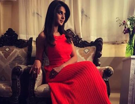 fashion trends,entertainment,jennifer winget,fashion icon,white dresses,tv actress