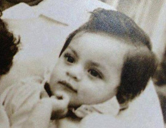 Bollywood stars,deepika padukone,sanjay dutt,shraddha kapoor,alia bhatt,childhood pictures of bollywood stars,childhood pictures,shah rukh khyan,aishwarya rai